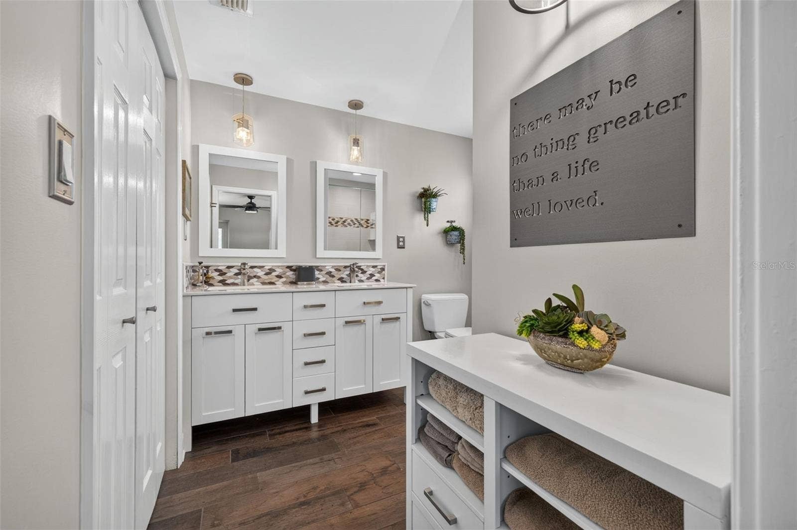 9795 PORTSIDE DRIVE, Seminole, FL 33776 Primary Bathroom
