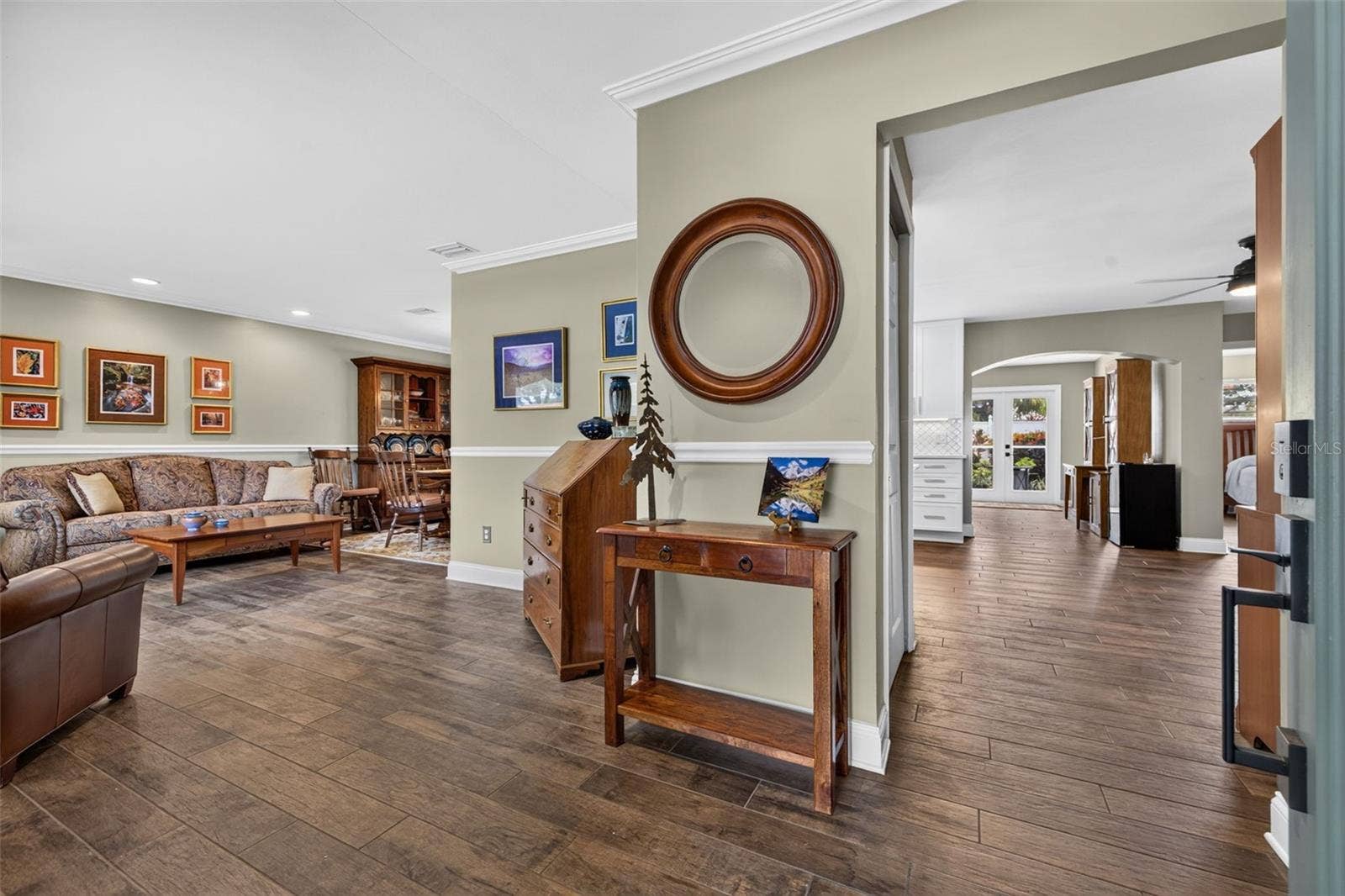 9795 PORTSIDE DRIVE, Seminole, FL 33776 Entryway