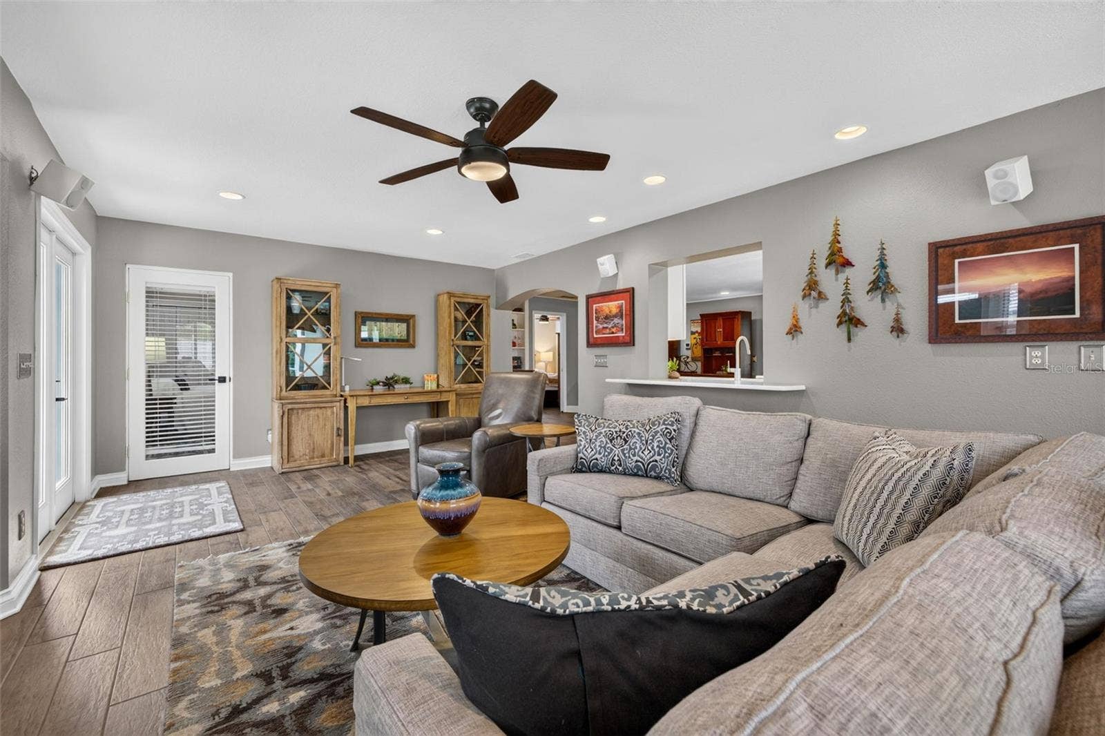 9795 PORTSIDE DRIVE, Seminole, FL 33776 Family Room