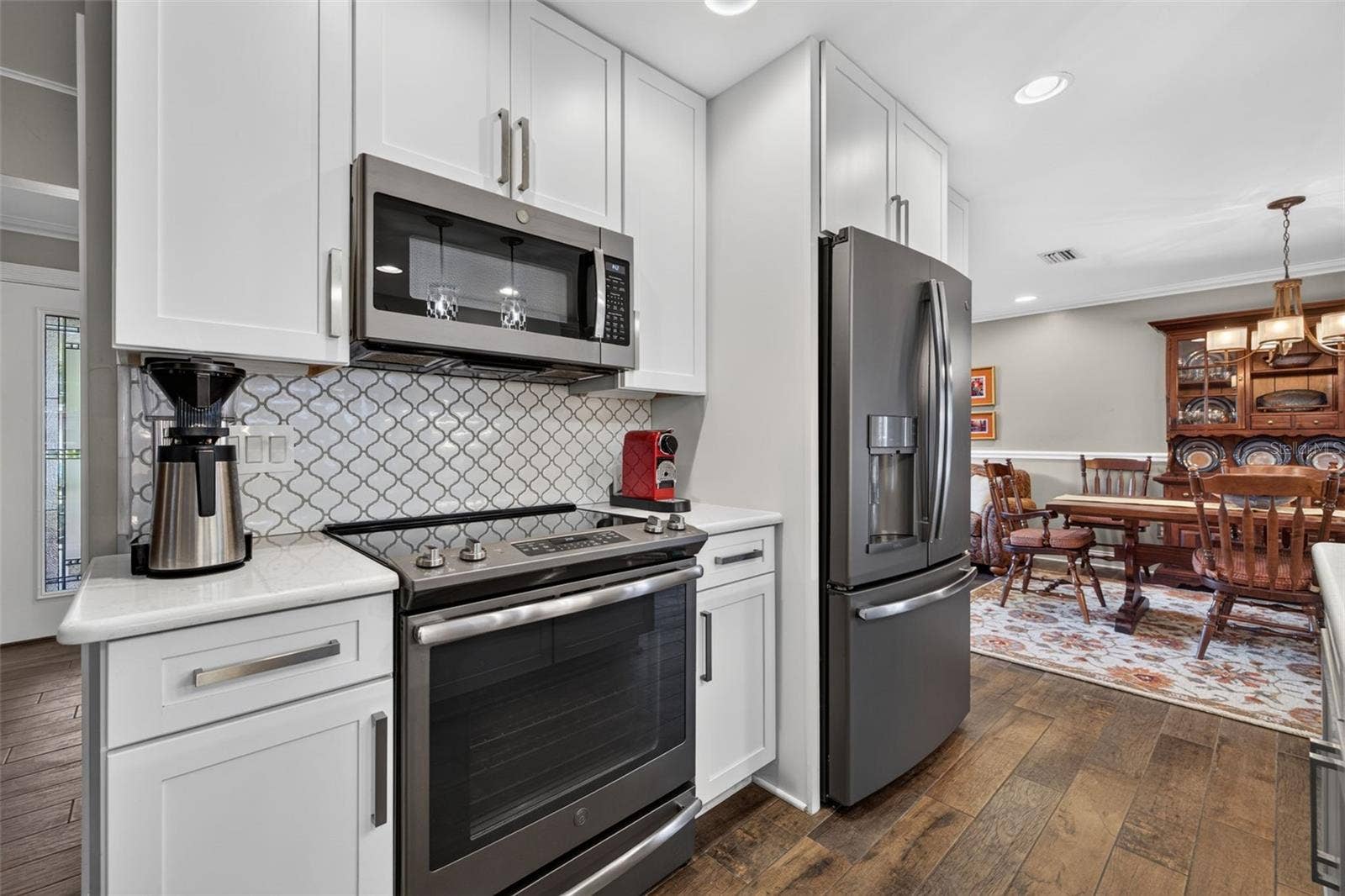 9795 PORTSIDE DRIVE, Seminole, FL 33776 Kitchen
