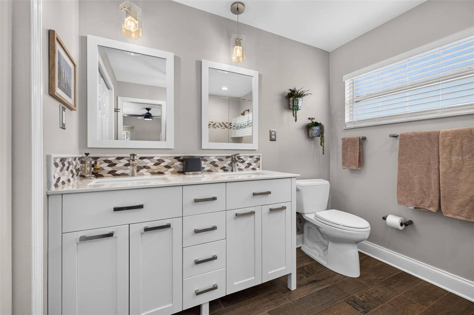9795 PORTSIDE DRIVE, Seminole, FL 33776 Primary Bathroom