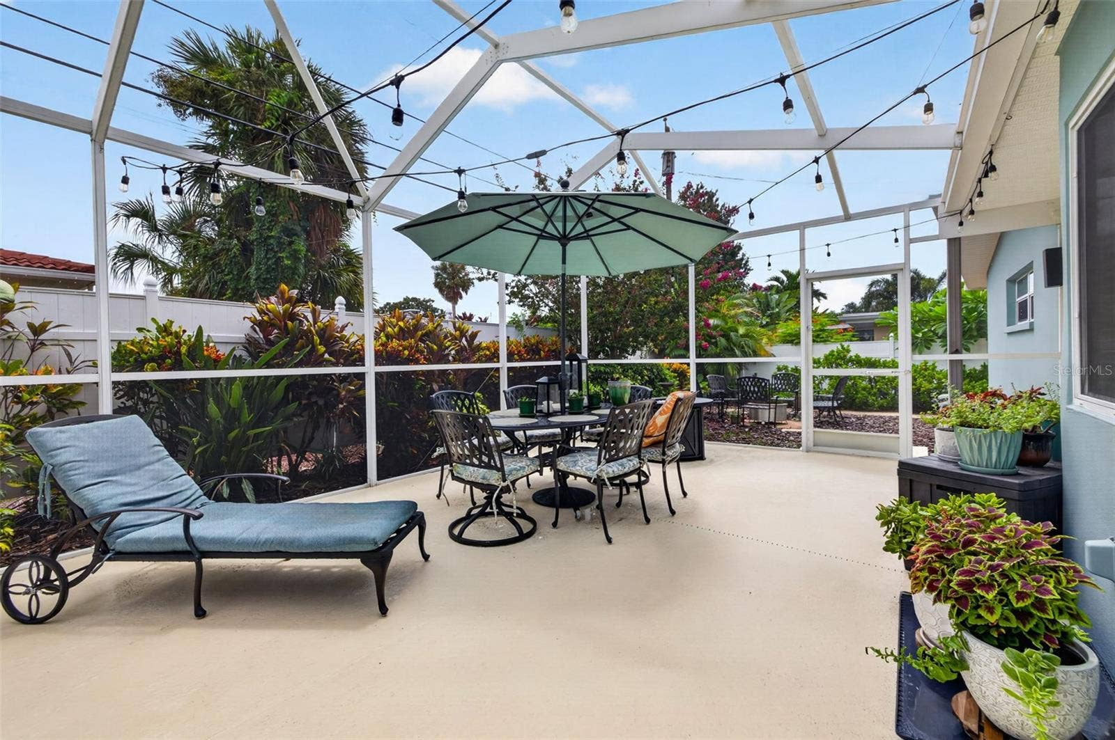 9795 PORTSIDE DRIVE, Seminole, FL 33776 Enclosed Patio