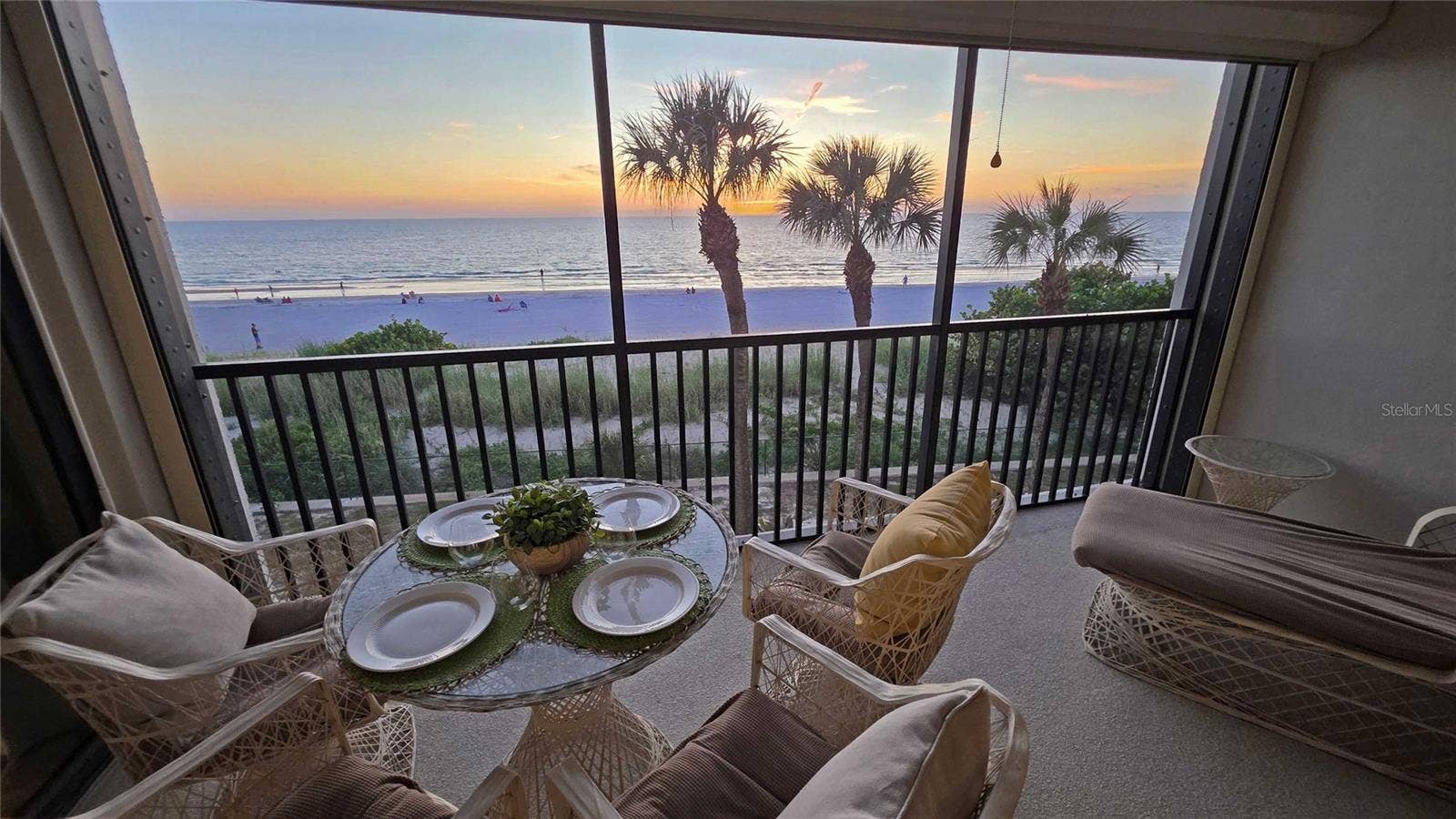 900 GULF BOULEVARD, #302, Indian Rocks Beach, FL 33785 900 GULF BOULEVARD, #302, Indian Rocks Beach, FL 33785