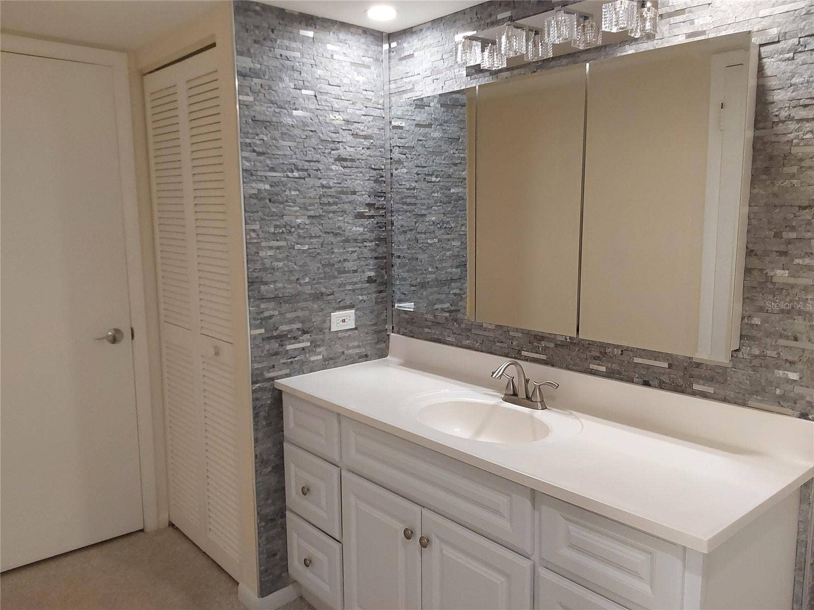 500 TREASURE ISLAND CAUSEWAY, #502, Treasure Island, FL 33706 500 TREASURE ISLAND CAUSEWAY, #502, Treasure Island, FL 33706