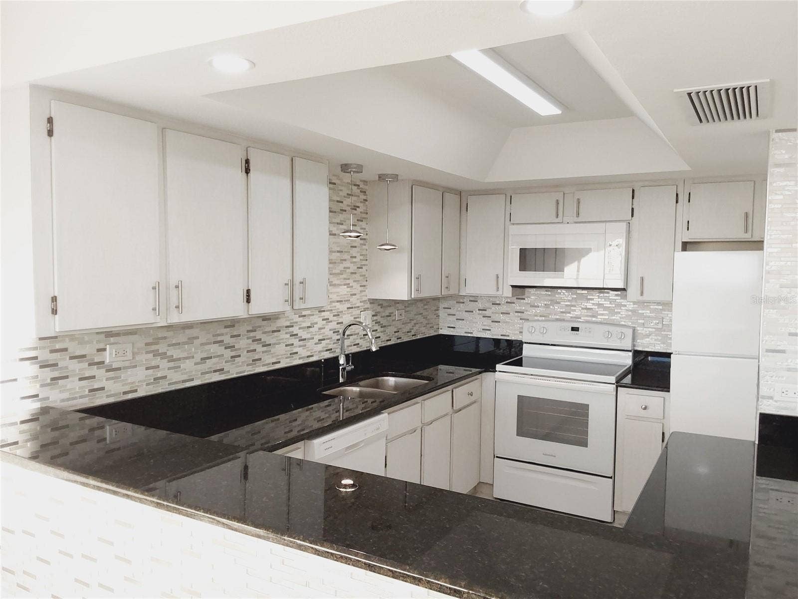 500 TREASURE ISLAND CAUSEWAY, #502, Treasure Island, FL 33706 500 TREASURE ISLAND CAUSEWAY, #502, Treasure Island, FL 33706