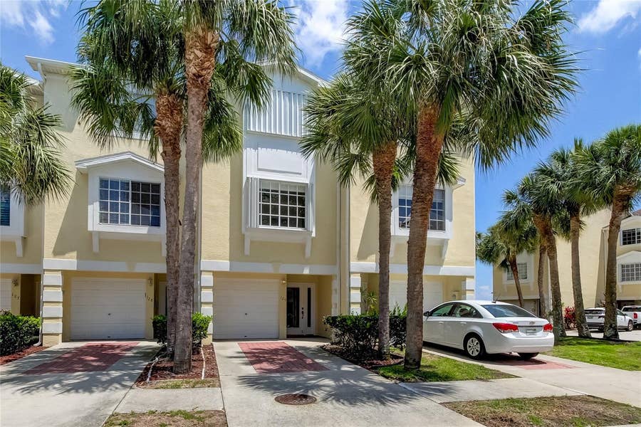 Property photo for 129 BRENT CIRCLE, Oldsmar, FL