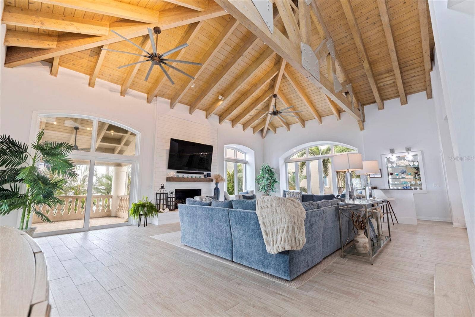 101 9TH STREET E, Tierra Verde, FL 33715 101 9TH STREET E, Tierra Verde, FL 33715