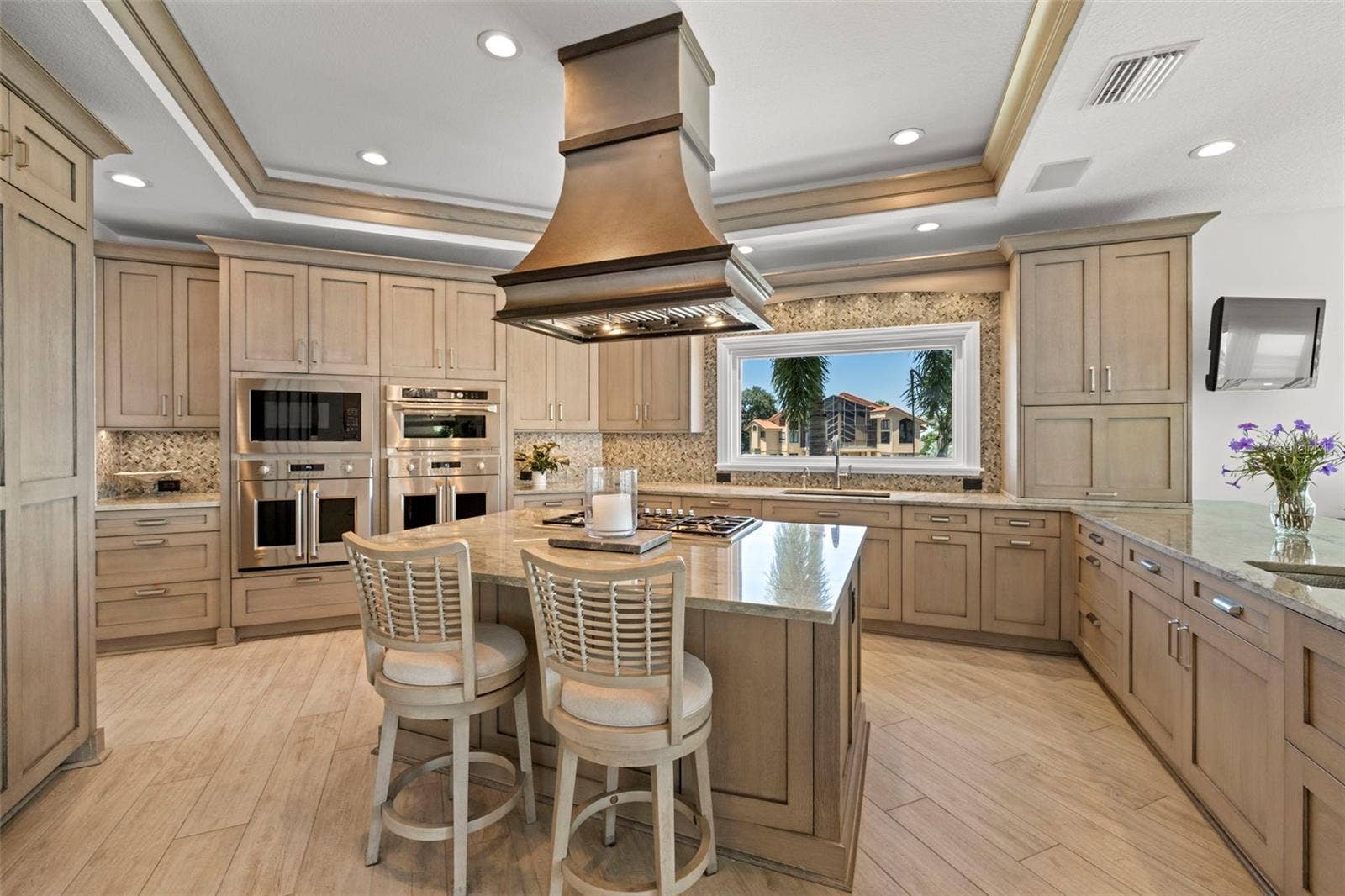 101 9TH STREET E, Tierra Verde, FL 33715 101 9TH STREET E, Tierra Verde, FL 33715