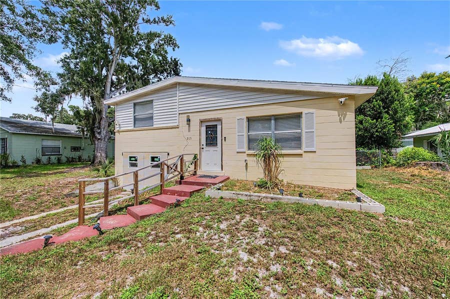 Property photo for 305 CORDOVA ROAD, Auburndale, FL