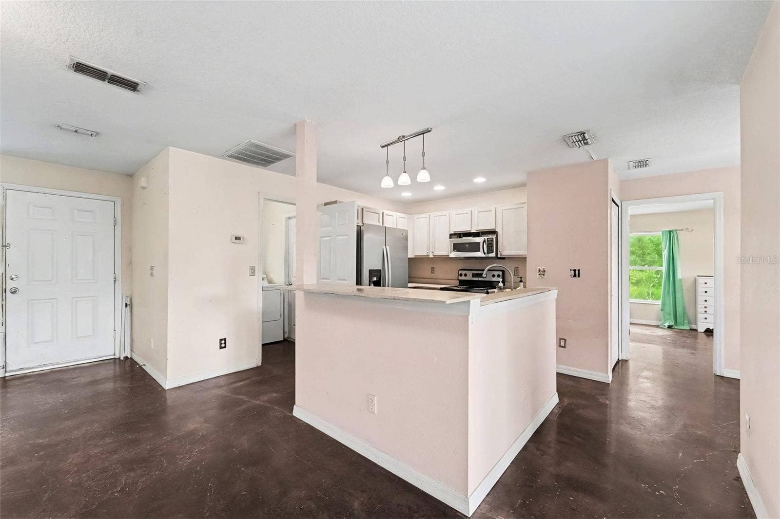 7295 CENTERWOOD AVENUE, Spring Hill, FL 34606 7295 CENTERWOOD AVENUE, Spring Hill, FL 34606