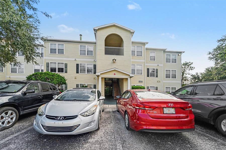 Property photo for 18193 STERLING GATE CIRCLE, Tampa, FL