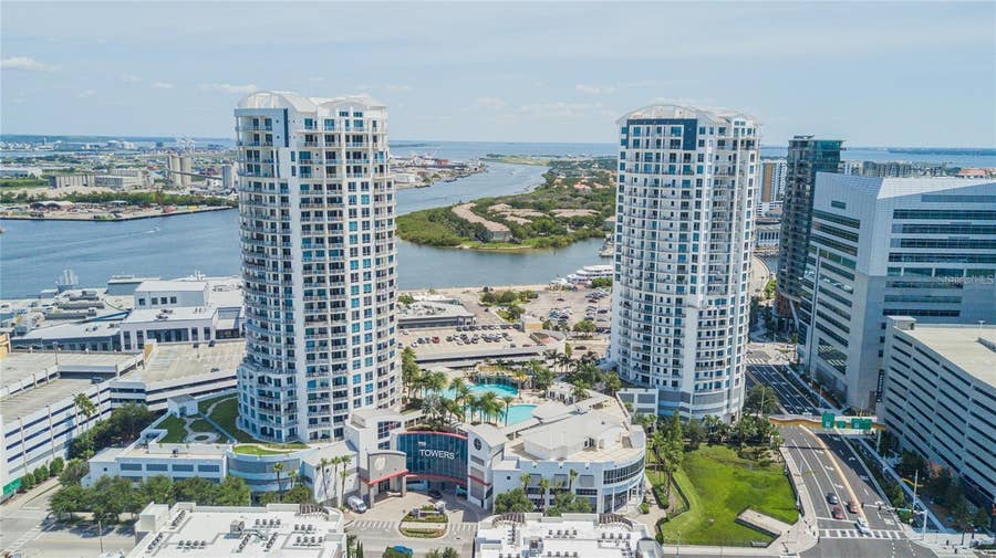 Property photo for 1209 E CUMBERLAND AVENUE, #1404, Tampa, FL