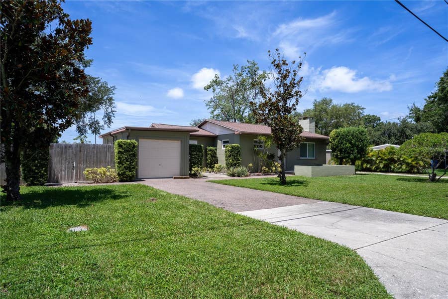Property photo for 883 SOUTH WIND LANE, Largo, FL