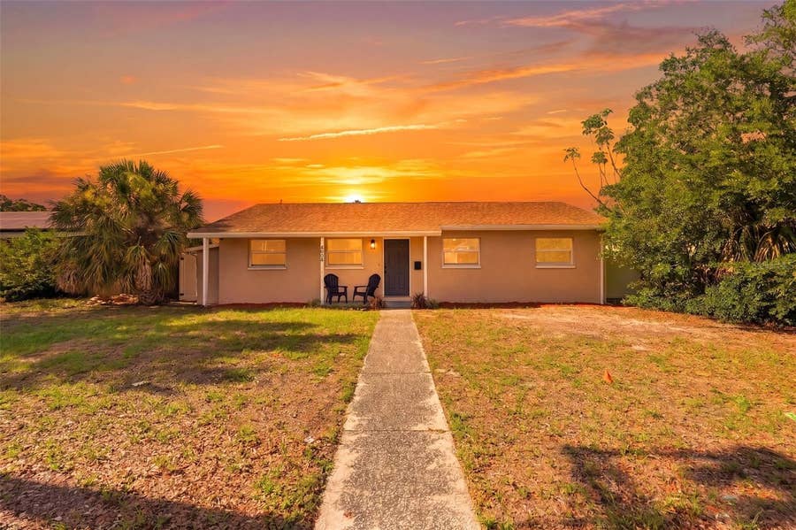 Property photo for 4075 38TH AVENUE N, St Petersburg, FL