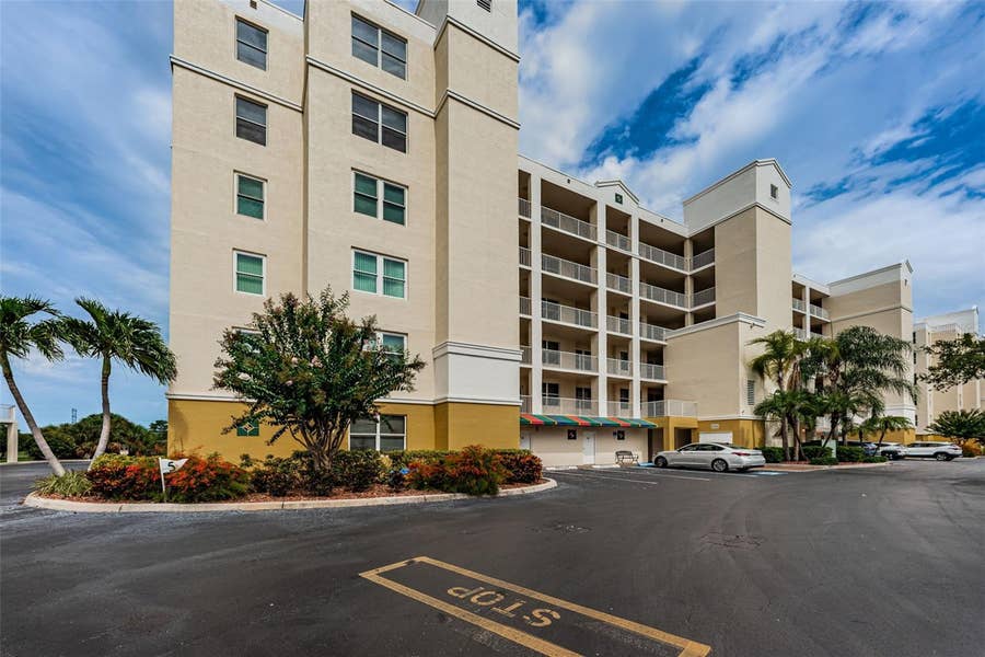Property photo for 1200 COUNTRY CLUB DRIVE, #5101, Largo, FL