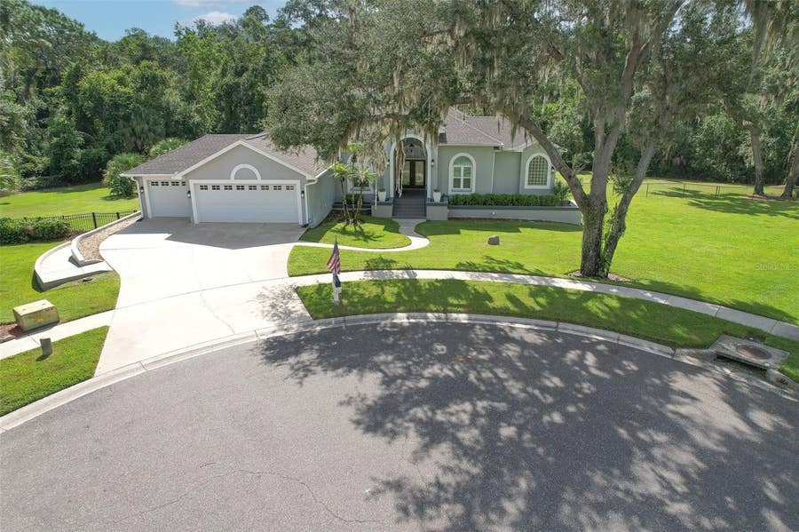 Property photo for 5207 MERION RD, Valrico, FL