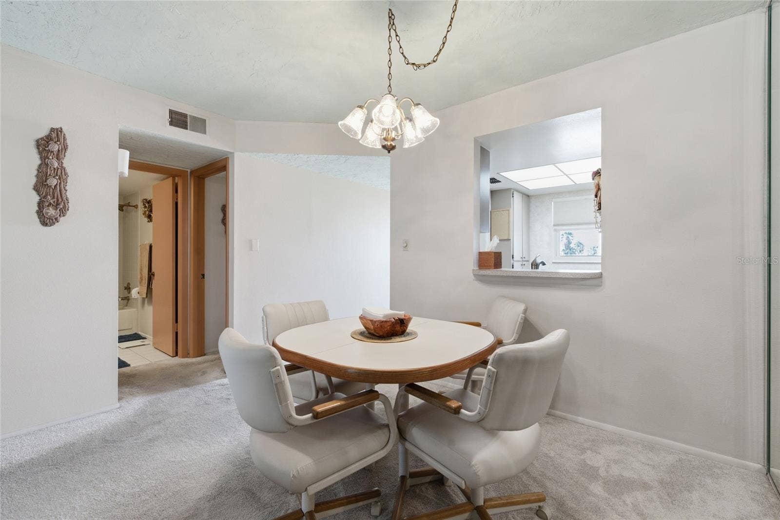 175 116TH AVENUE, #206, Treasure Island, FL 33706 175 116TH AVENUE, #206, Treasure Island, FL 33706