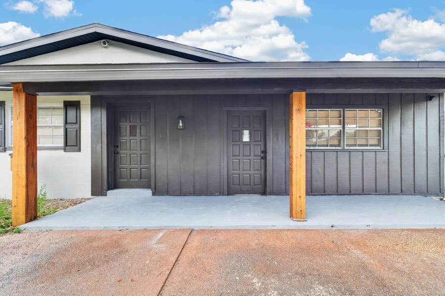 Property photo for Dover, FL