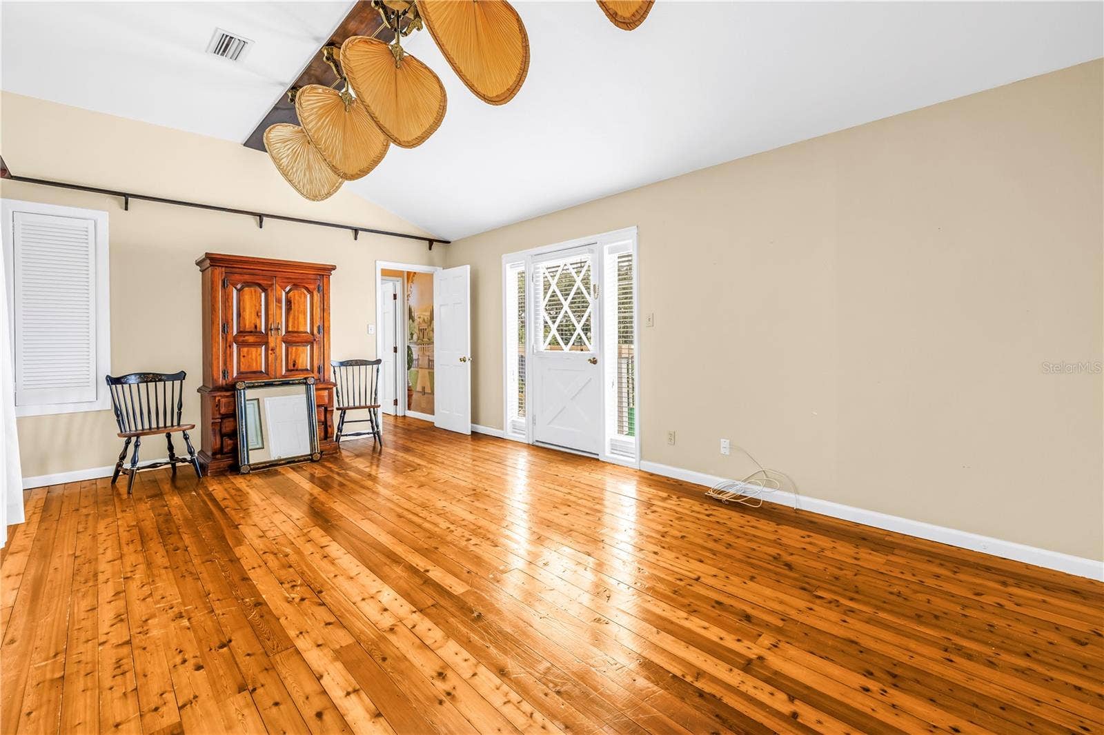 7999 RIDGE ROAD, Seminole, FL 33772 7999 RIDGE ROAD, Seminole, FL 33772