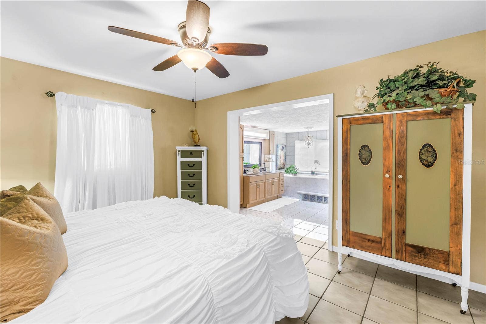 7999 RIDGE ROAD, Seminole, FL 33772 7999 RIDGE ROAD, Seminole, FL 33772