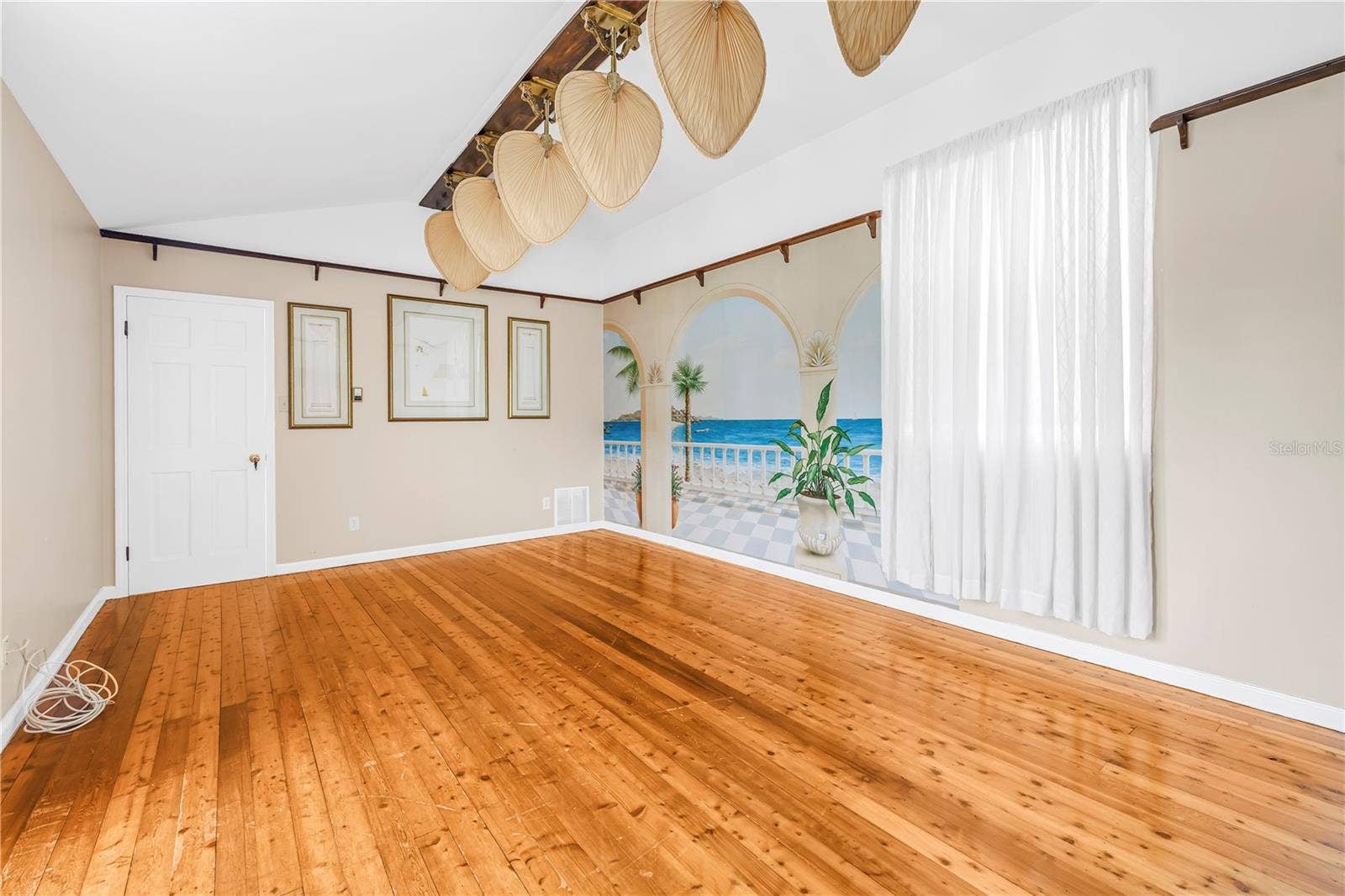 7999 RIDGE ROAD, Seminole, FL 33772 7999 RIDGE ROAD, Seminole, FL 33772