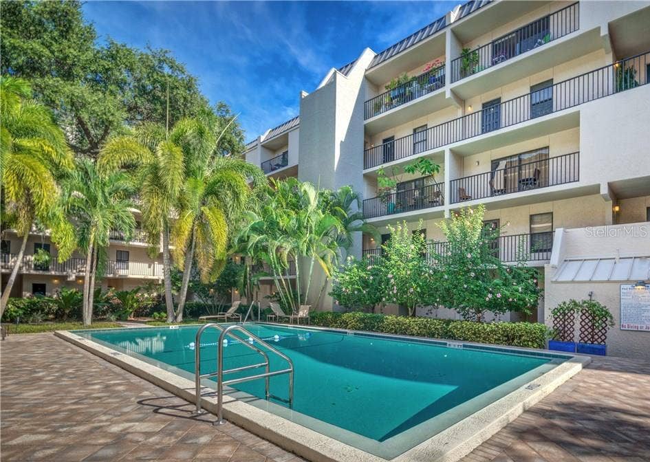 105 4TH AVENUE NE, #302, St Petersburg, FL 33701