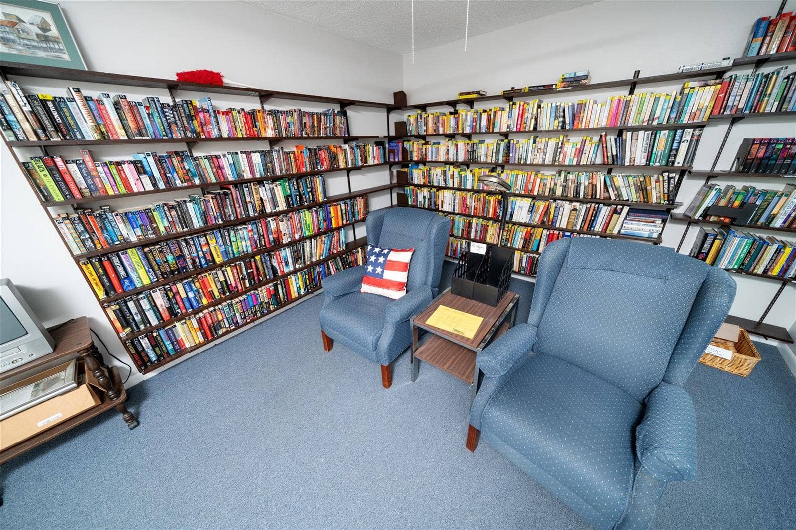 11200 102ND AVENUE, #15, Seminole, FL 33778 Clubhouse Library