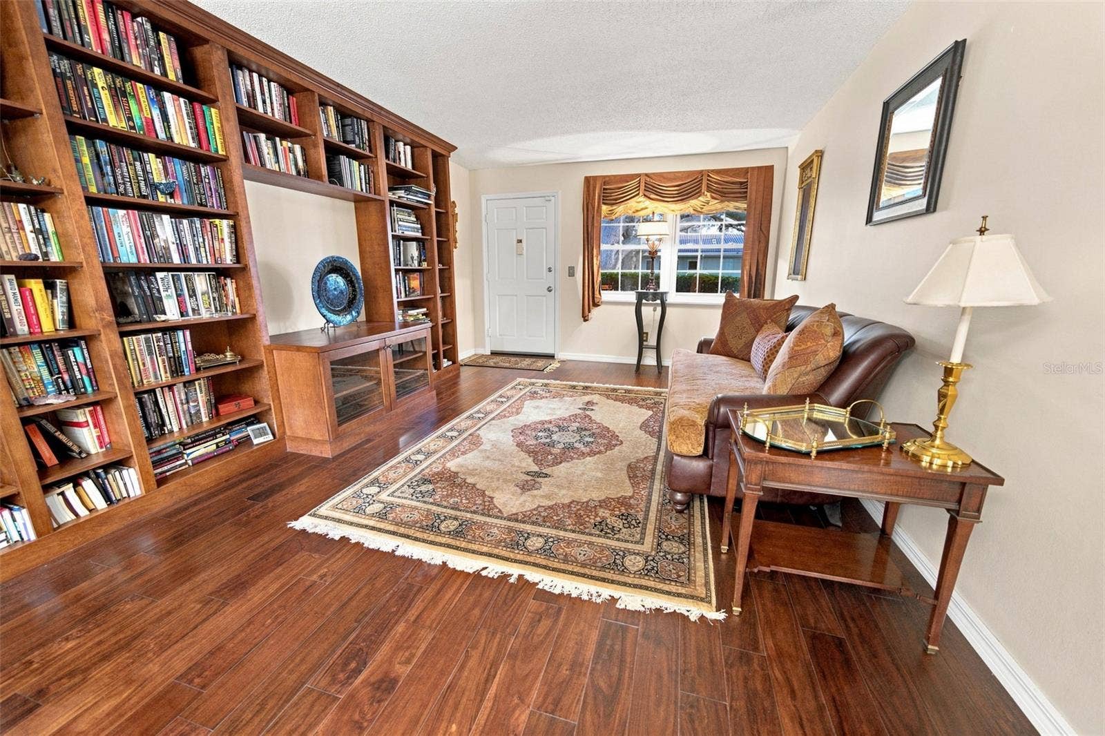 11200 102ND AVENUE, #15, Seminole, FL 33778 Living Room