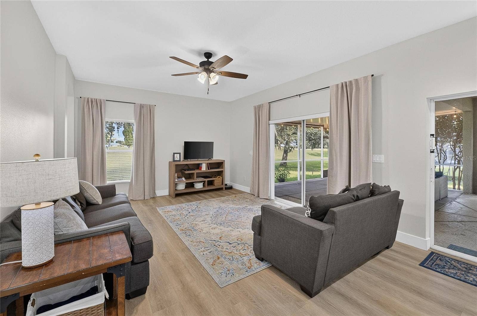 1438 EMERALD HILL WAY, Valrico, FL 33594 1438 EMERALD HILL WAY, Valrico, FL 33594