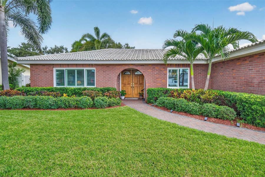 Property photo for 6225 43RD AVENUE N, Kenneth City, FL