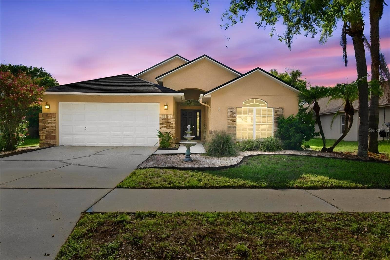6637 THACKSTON DRIVE, Riverview, FL 33578 Welcome to 6637 Thackston Drive in Lake St. Charles
