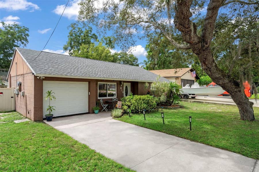 Property photo for 612 E SPRUCE STREET, Tarpon Springs, FL