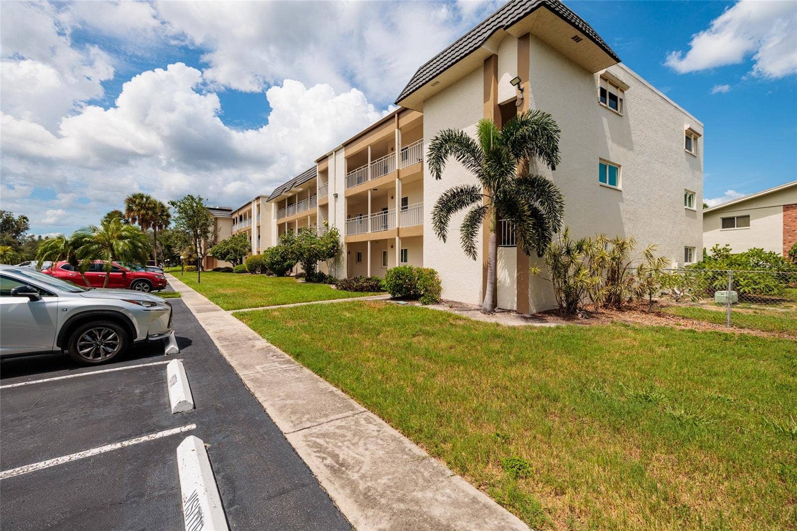 4595 CHANCELLOR STREET NE, #114, St Petersburg, FL 33703 4595 CHANCELLOR STREET NE, #114, St Petersburg, FL 33703