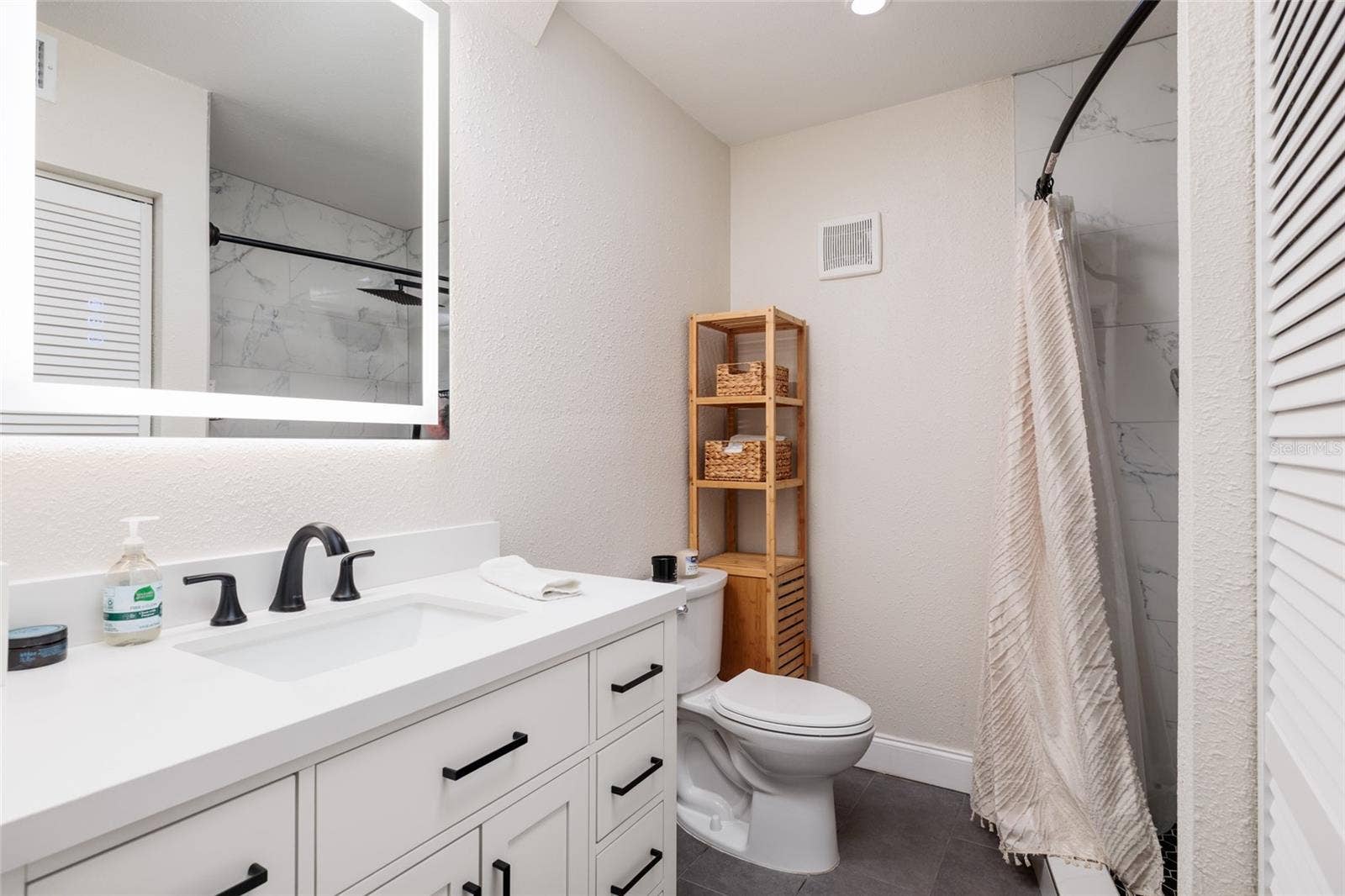 4595 CHANCELLOR STREET NE, #114, St Petersburg, FL 33703 4595 CHANCELLOR STREET NE, #114, St Petersburg, FL 33703