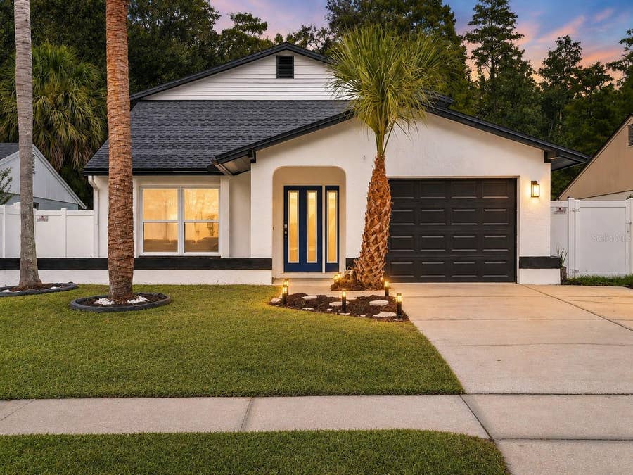 Property photo for 15924 WINDING DR, Tampa, FL