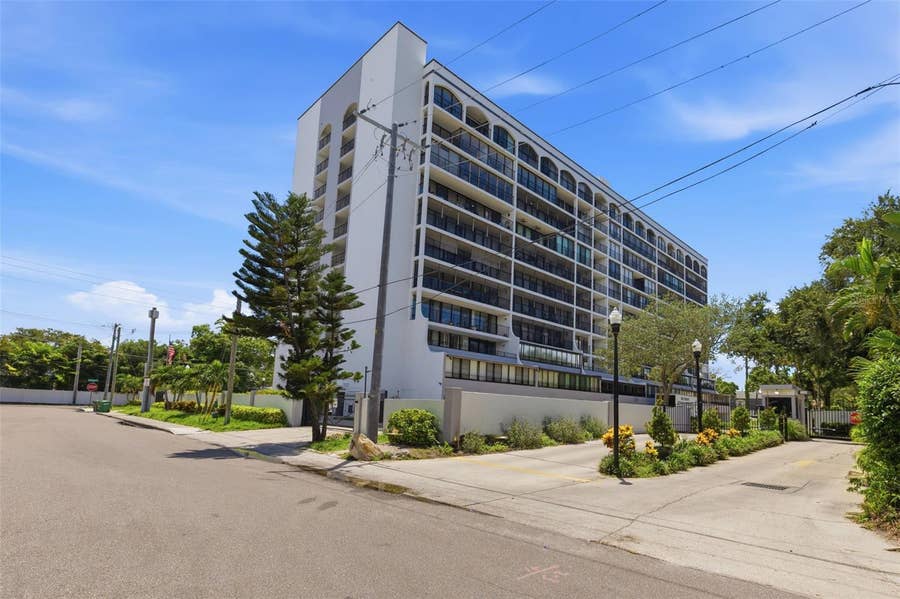 Property photo for 3211 W SWANN AVENUE, #1103, Tampa, FL