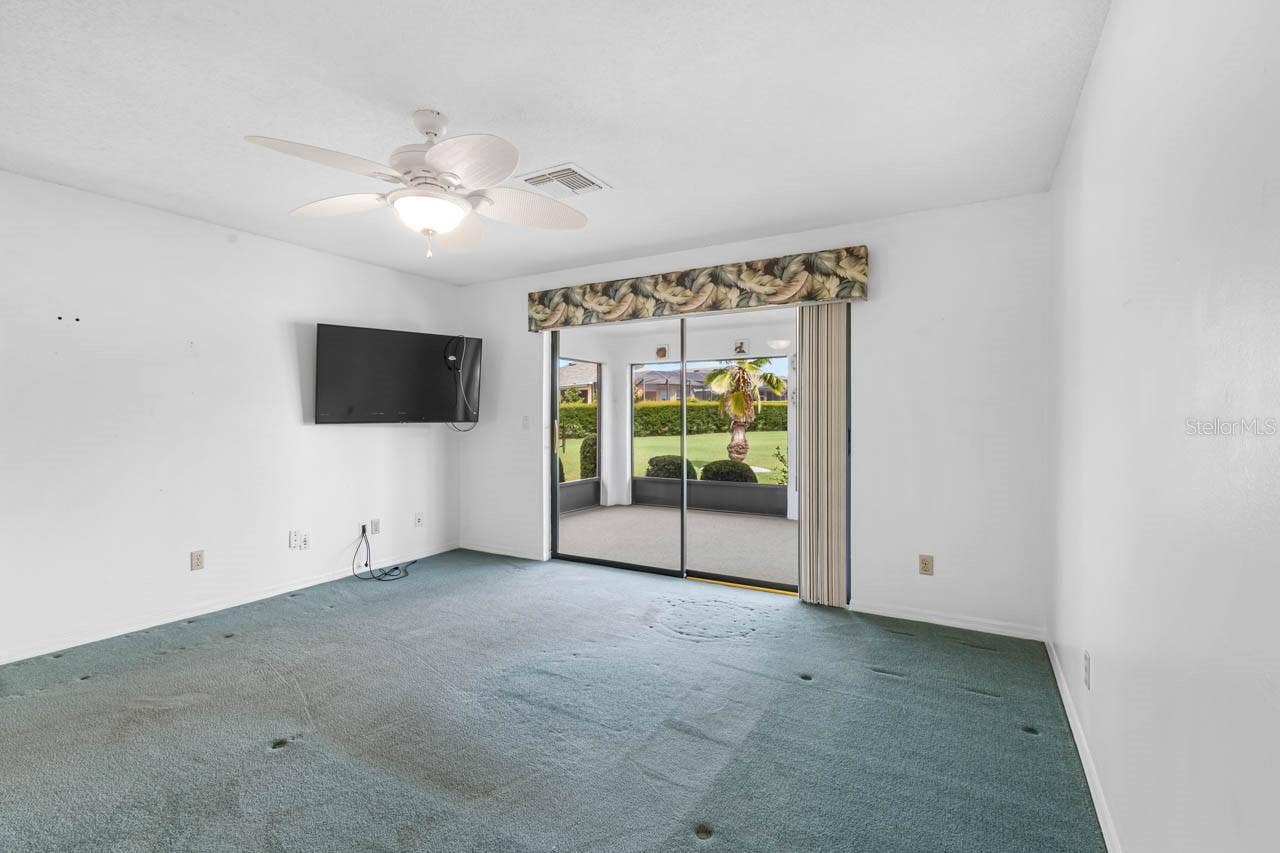 1001 ARDMORE WAY, Sun City Center, FL 33573