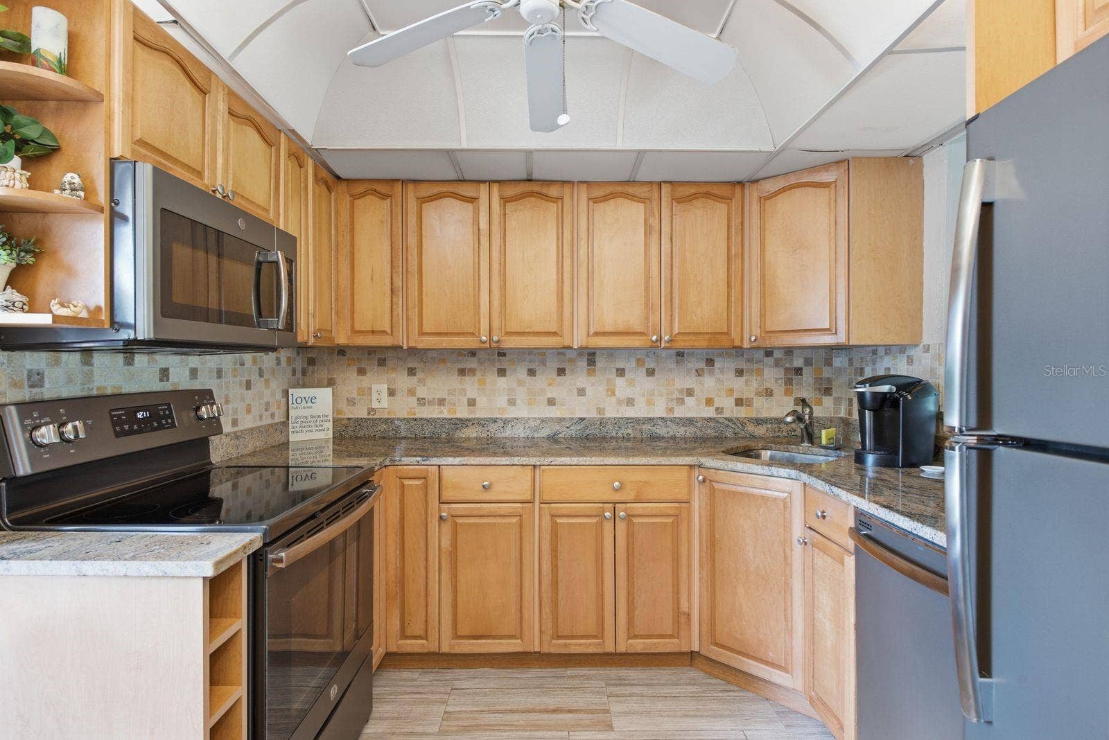 2621 COVE CAY DRIVE, #203, Clearwater, FL 33760 2621 COVE CAY DRIVE, #203, Clearwater, FL 33760