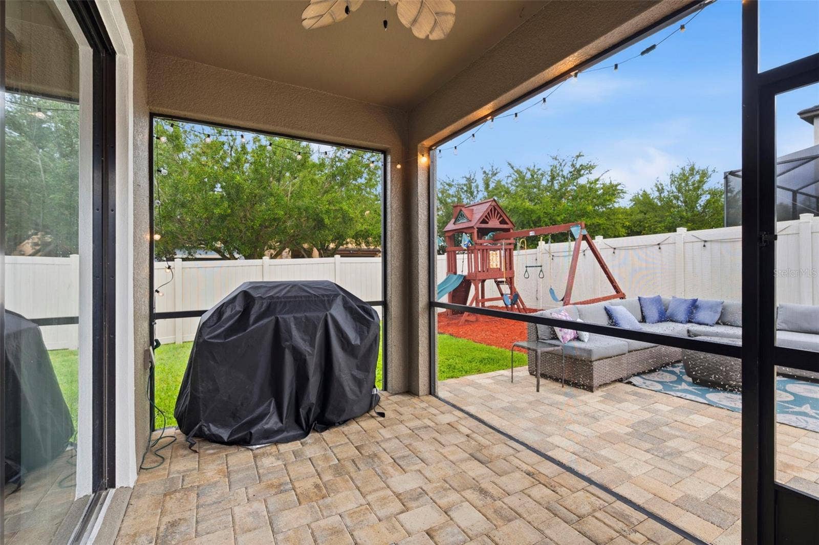 917 TERRA VISTA STREET, Brandon, FL 33511 Enclosed Back Patio