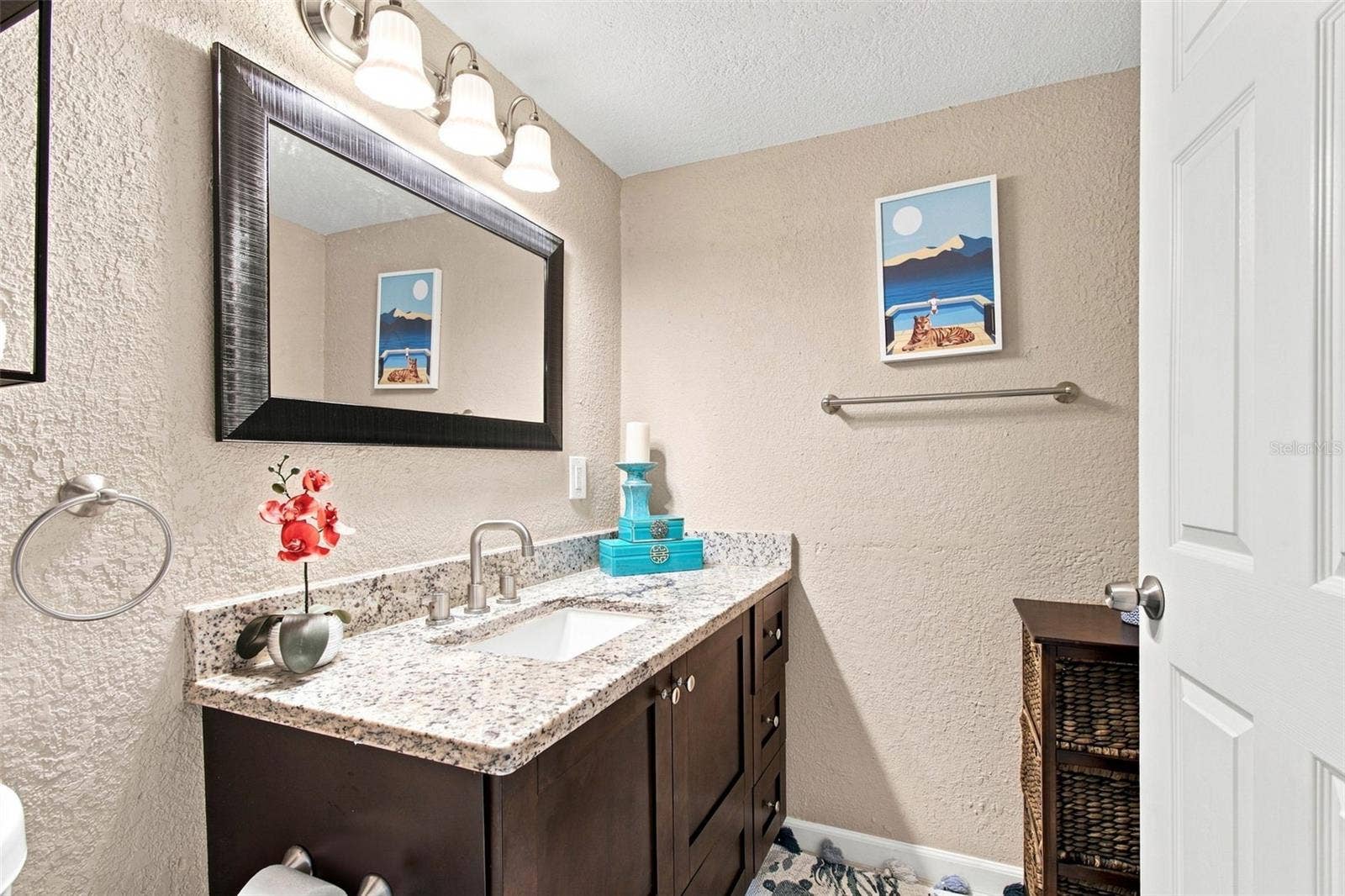 217 S MCMULLEN BOOTH ROAD, #179, Clearwater, FL 33759 Bathroom