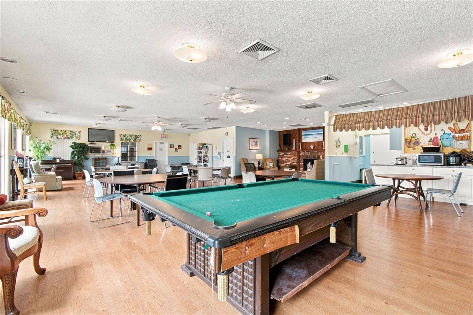 217 S MCMULLEN BOOTH ROAD, #179, Clearwater, FL 33759 Clubhouse Pool Table