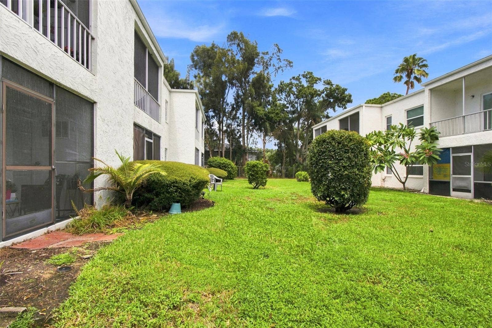 217 S MCMULLEN BOOTH ROAD, #179, Clearwater, FL 33759 Courtyard