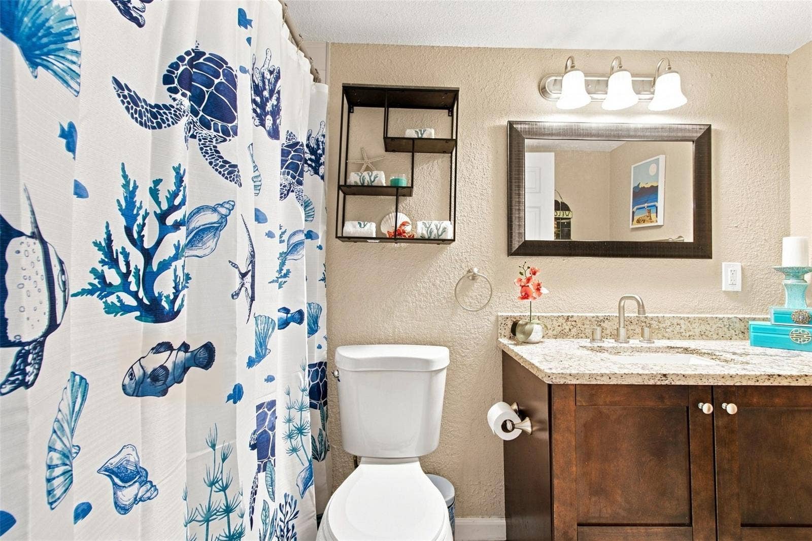 217 S MCMULLEN BOOTH ROAD, #179, Clearwater, FL 33759 Bathroom