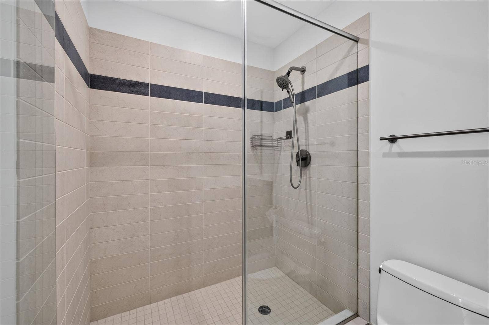 175 1ST STREET S, #1801, St Petersburg, FL 33701 Guest Bath walk-in shower