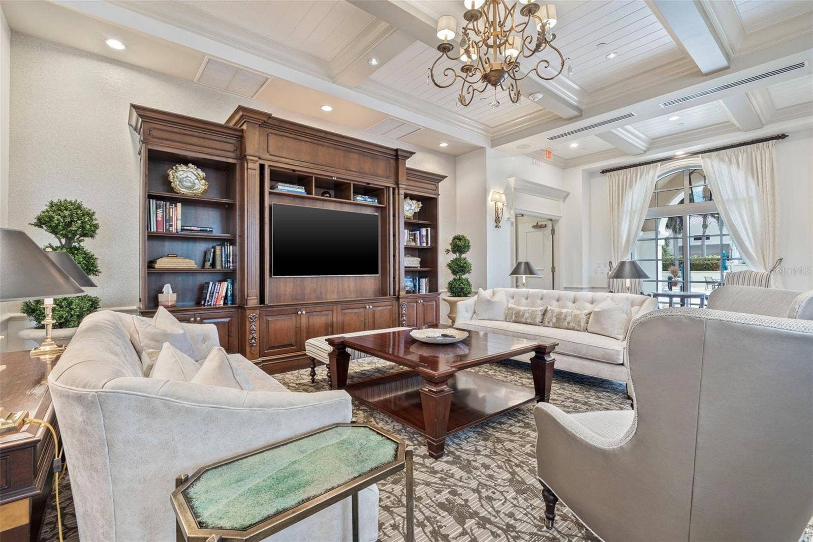 300 BEACH DRIVE NE, #2604, St Petersburg, FL 33701 Social Room