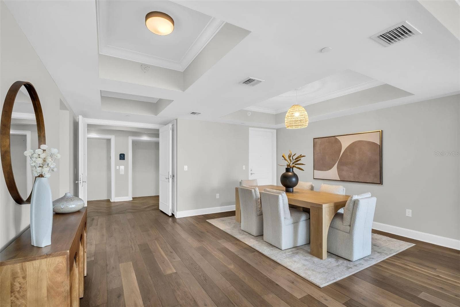 300 BEACH DRIVE NE, #2604, St Petersburg, FL 33701 Formal Dining Space