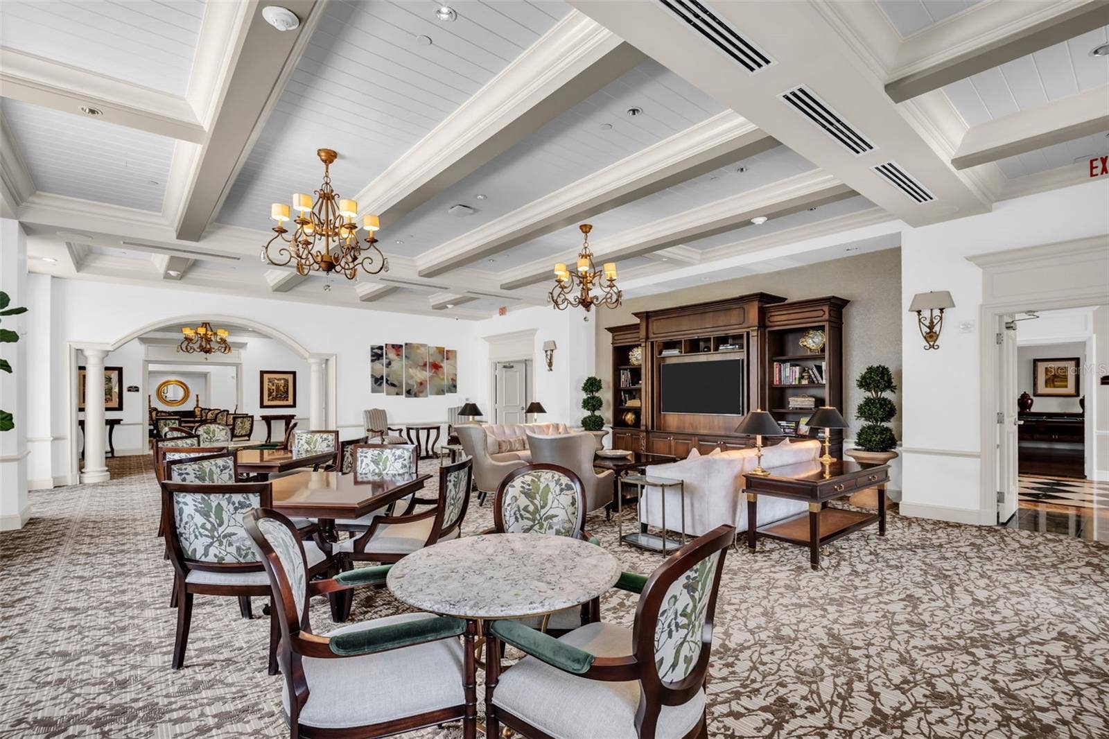 300 BEACH DRIVE NE, #2604, St Petersburg, FL 33701 Social Room