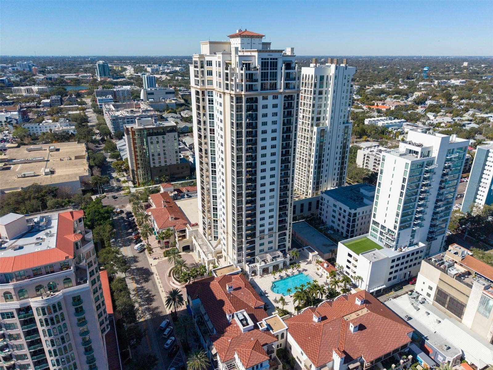 300 BEACH DRIVE NE, #2604, St Petersburg, FL 33701 Aerial View of Building and Pool Deck