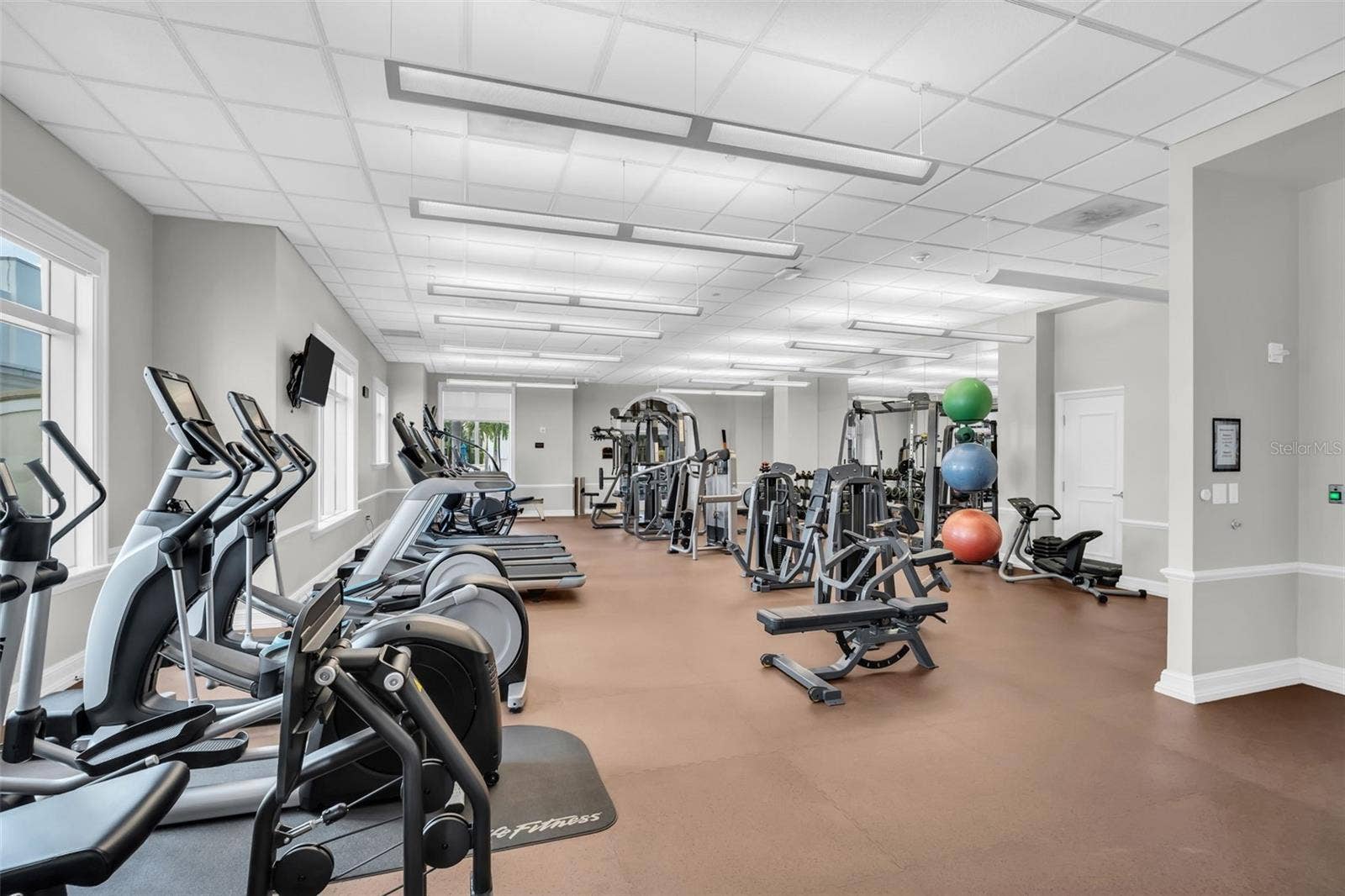 300 BEACH DRIVE NE, #2604, St Petersburg, FL 33701 Fitness Center with Private Treatment Room and Sauna