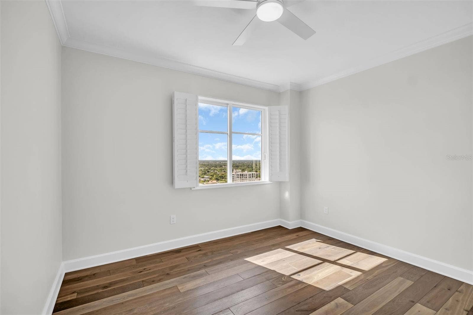 300 BEACH DRIVE NE, #2604, St Petersburg, FL 33701 Spacious Guest Suite 3